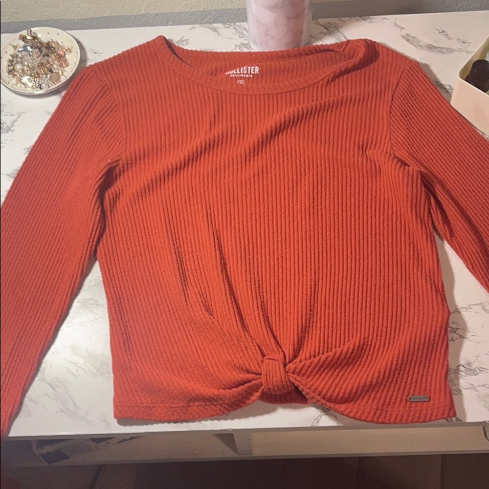 Long sleeve Hollister top